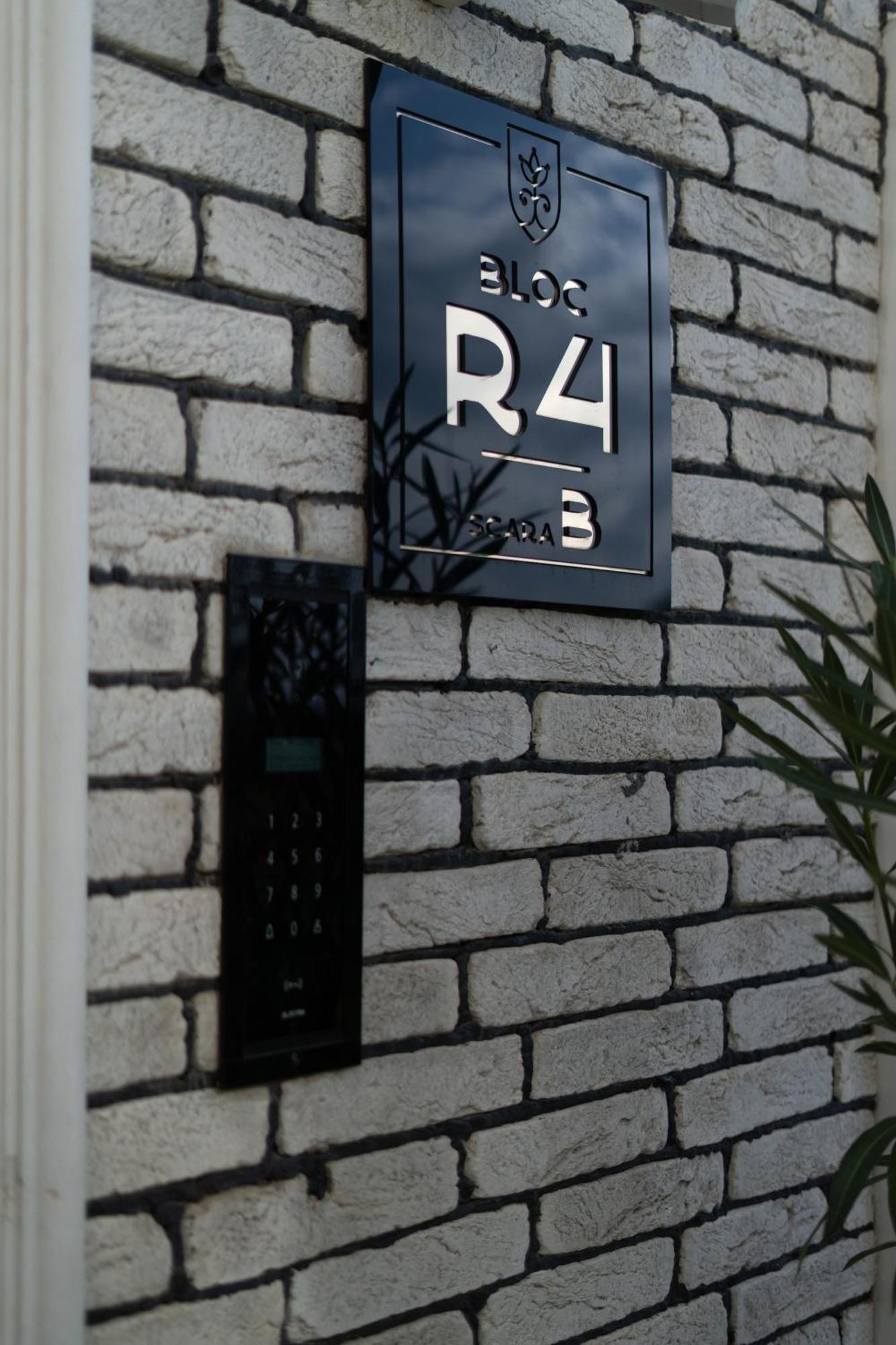 White Platan Apartment ยาช ภายนอก รูปภาพ